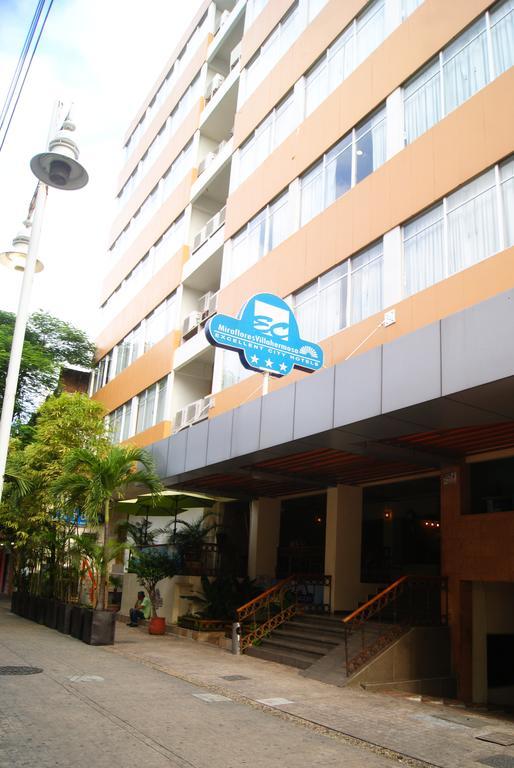 Hotel Miraflores Villahermosa Bagian luar foto