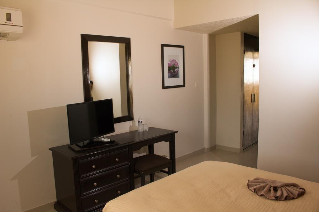 Hotel Miraflores Villahermosa Bagian luar foto