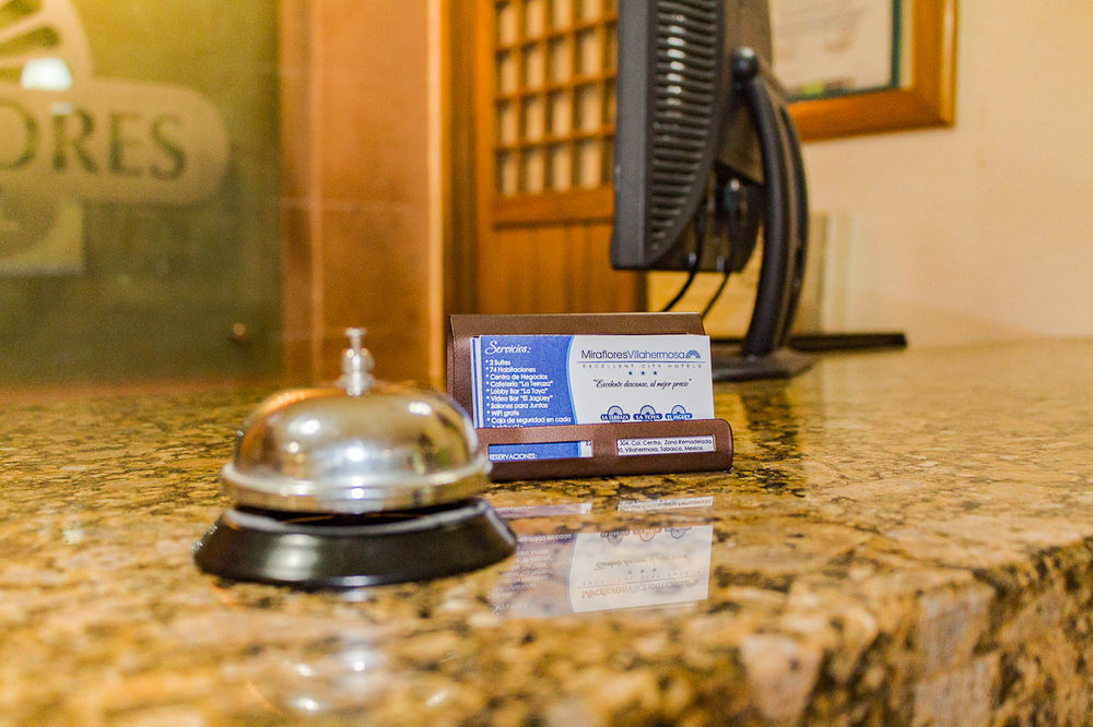 Hotel Miraflores Villahermosa Bagian luar foto